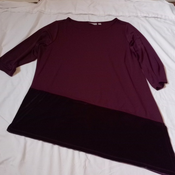 Susan Graver Premier Plum Top, 1x - Picture 4 of 8
